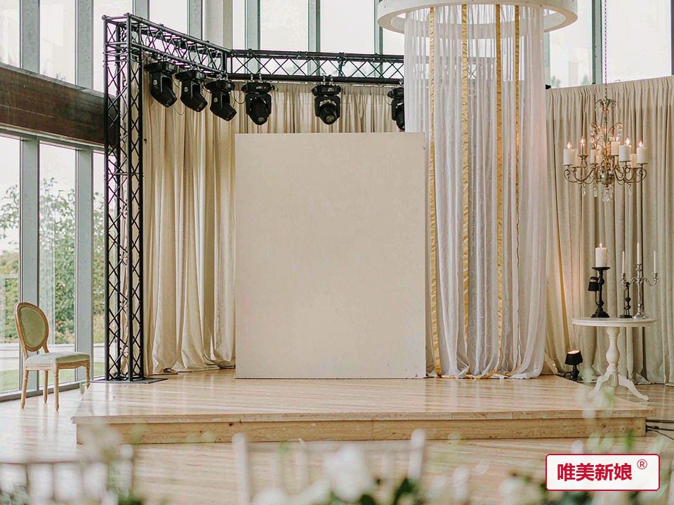 舞台搭建